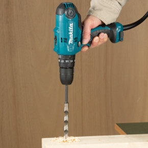   Makita HP0300 3