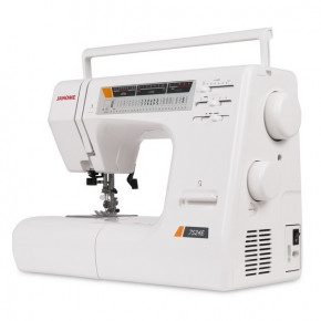   Janome DE 7524E 3