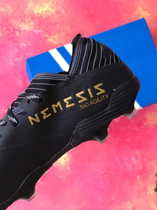  Adidas Nemeziz 19.1/  / /  4