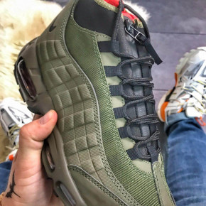    Nike Air Max 95 Sneakerboot Olive Red Cargo Khaki 11