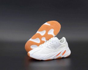       700 ( Adidas Yeezy Boost 700 White)  