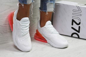 Ƴ  Air Max 270    10