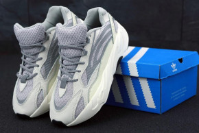   Adidas Yeezy Boost 700 Static Light Grey (  ) -