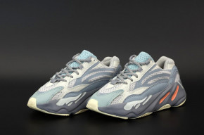   Adidas Yeezy Boost 700 V2 Inertia Reflective (    ) 7