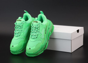   Balenciaga Triple S Green (    )