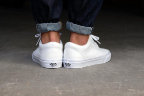  Vans Old Skool  (  )    // 4