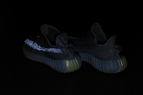   Adidas Yeezy Boost 350 V2 Triple Black (      ) 9