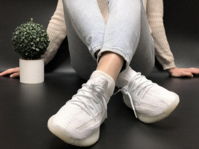  Adidas Yeezy Boost 350 V2 Triple White (   350 )     36-45 5