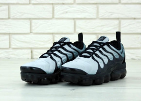   Nike Vapormax Plus  (  / 41-45) 4