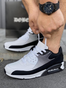     Nike Air Max 90      40,43,44,45