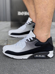     Nike Air Max 90      40,43,44,45 3