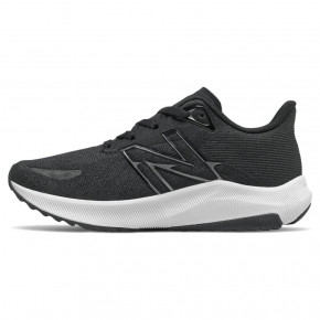  New Balance FuelCell Propel   (44) 3