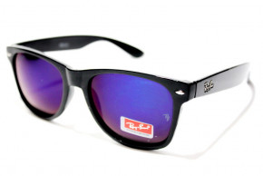   Ray Ban () 2140 B7