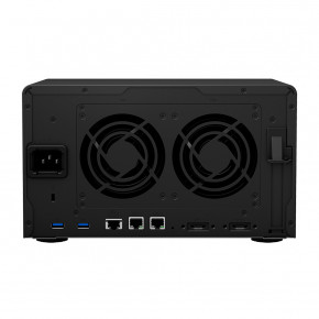   NAS Synology (DS1621XS+) 5