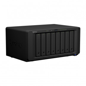   NAS Synology (DS1821+) 3