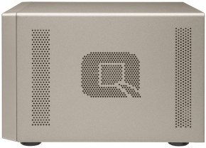   QNAP TVS-873e-4G 8