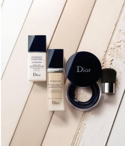   Dior Diorskin Forever 040 - Miel () 3