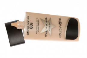   Max Factor Lasting Performance 101 - Ivory beige (   ) 3