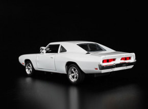   Neca Dodge White Bulk 3