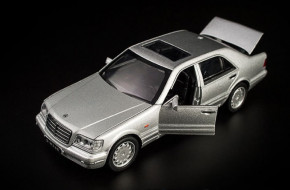  Neca Mercedes Benz SW-140 