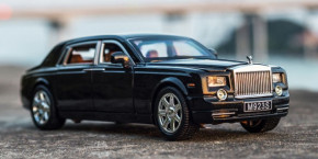  Neca Rolls-Royce Phantom 