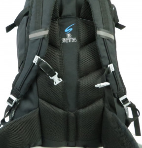 ,   60L Rocktrail  IAN384282 9