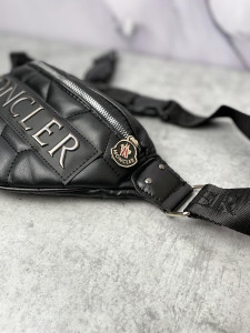   Moncler   (1790071231) 6