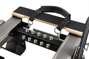    Elina Pilates Clinical reformer with igh leg (21637) 5