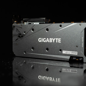  GIGABYTE GV-R67XTGAMING_OC-12GD 5