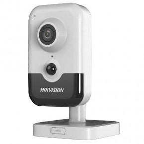 IP-  Hikvision DS-2CD2423G2-I (2.8)