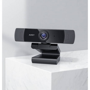 - Aukey 1080p FHD Live Streaming Camera, Stereo Mic (PC-LM1E) 9