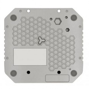  MikroTik RBLtAP-2HnD 6