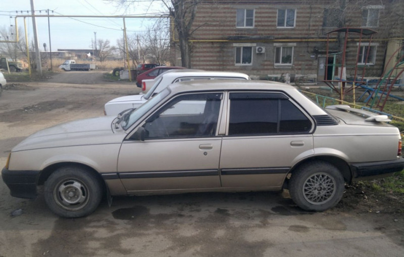   Cobra Tuning O11881  Opel Ascona C 1981-1988