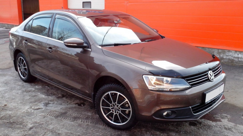   Sim SVOJET1012  Volkswagen Jetta 2011