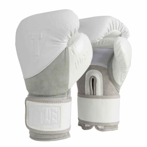   Title White Training / Sparring Gloves (18oz) 