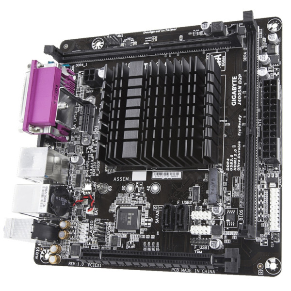   Gigabyte J4005N D2P