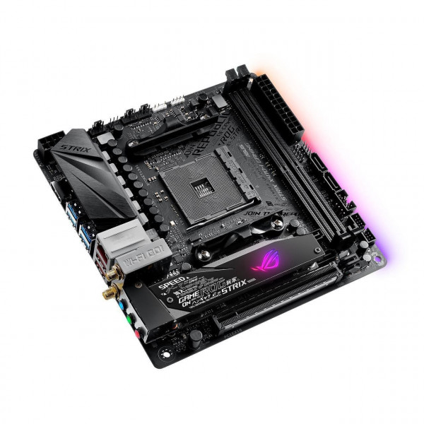   Asus ROG STRIX X470-I GAMING