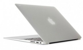 - Moshi 99MO071902 Ultra Slim Case iGlaze Translucent Clear V2 for MacBook Air 13