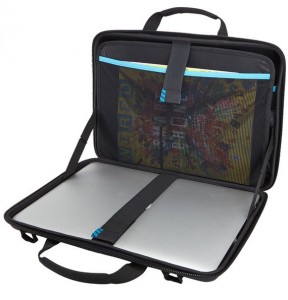    Thule Gauntlet 3.0 Attache 15 MacBook Pro 7