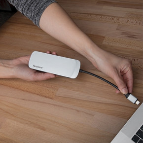 USB  Kingston Nucleum USB-C (C-HUBC1-SR-EN) 6