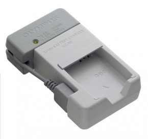   Olympus UC-90 Battery Charger for LI-90B/LI-92B