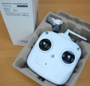   DJI  Phantom 2 Vision Part15 Radio Controller 4