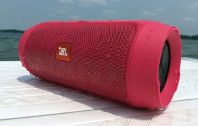   JBL Charge II Plus Red 7