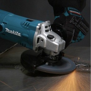   Makita GA6021 3