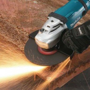   Makita GA7020SF 3