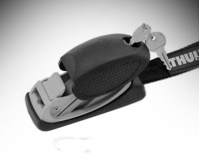    Thule Lockable Strap 4