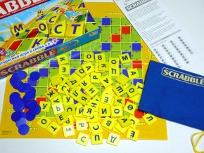   Mattel Scrabble Junior   (Y9736) 6