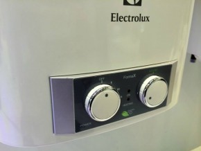  Electrolux EWH 100 Formax 3