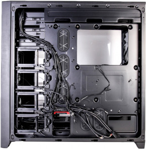  Corsair Obsidian 750D (CC-9011035-WW) 7