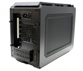  Cougar QBX Black 4